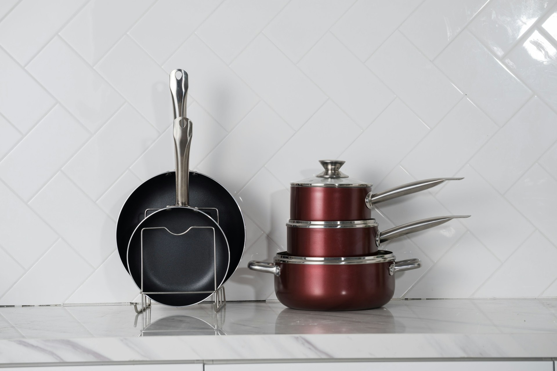 cooker-king-eVpzgSTL6nk-unsplash Aspirateur Sans Sac Cyclonique 2200W